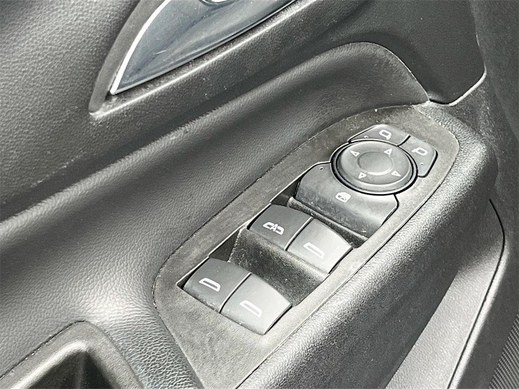 used 2023 Chevrolet Equinox car, priced at $17,700