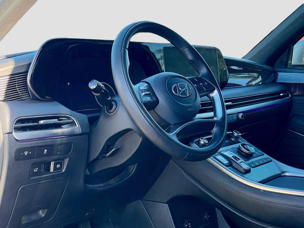 used 2024 Hyundai Palisade car, priced at $33,100