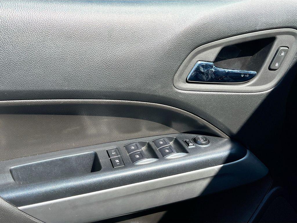 used 2022 Chevrolet Colorado car, priced at $24,000