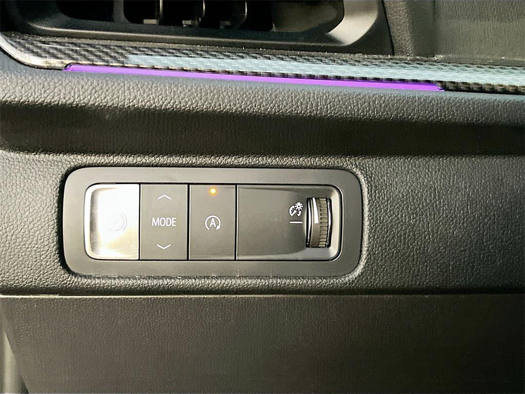 used 2025 Chevrolet Traverse car, priced at $42,000