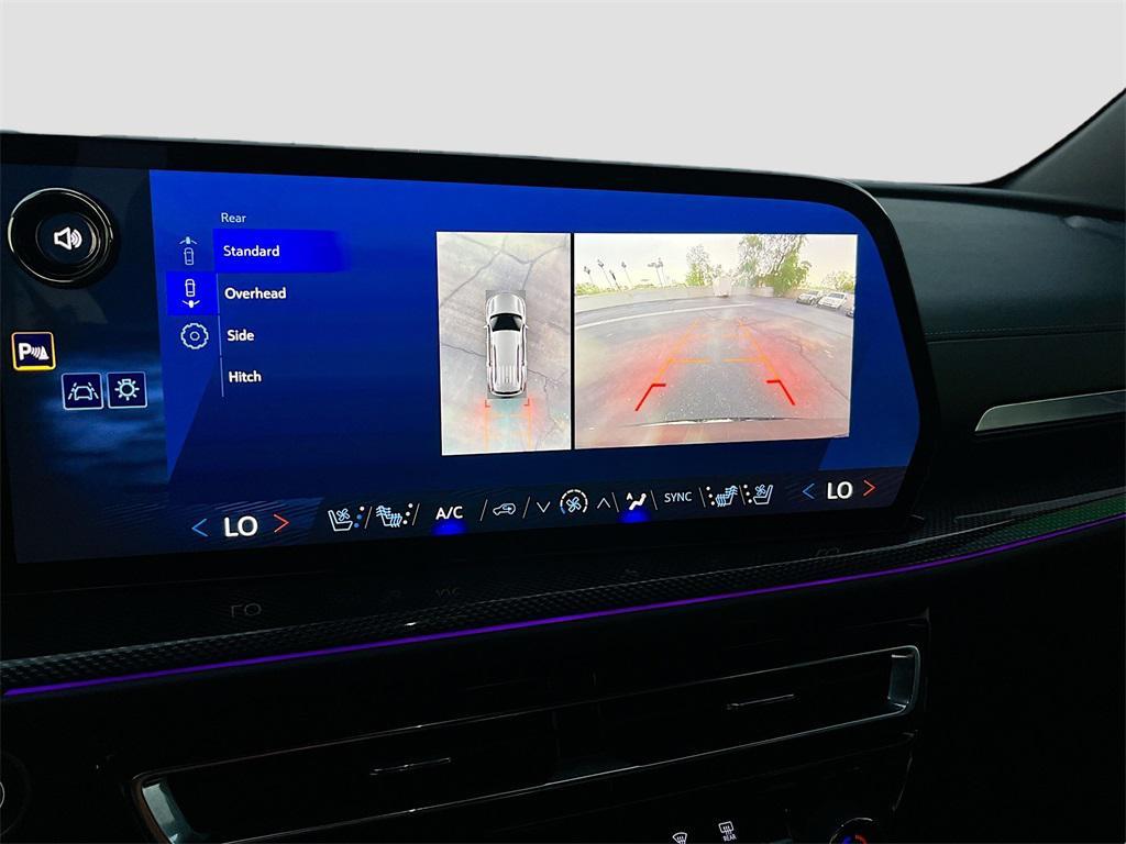 used 2025 Chevrolet Traverse car, priced at $42,000