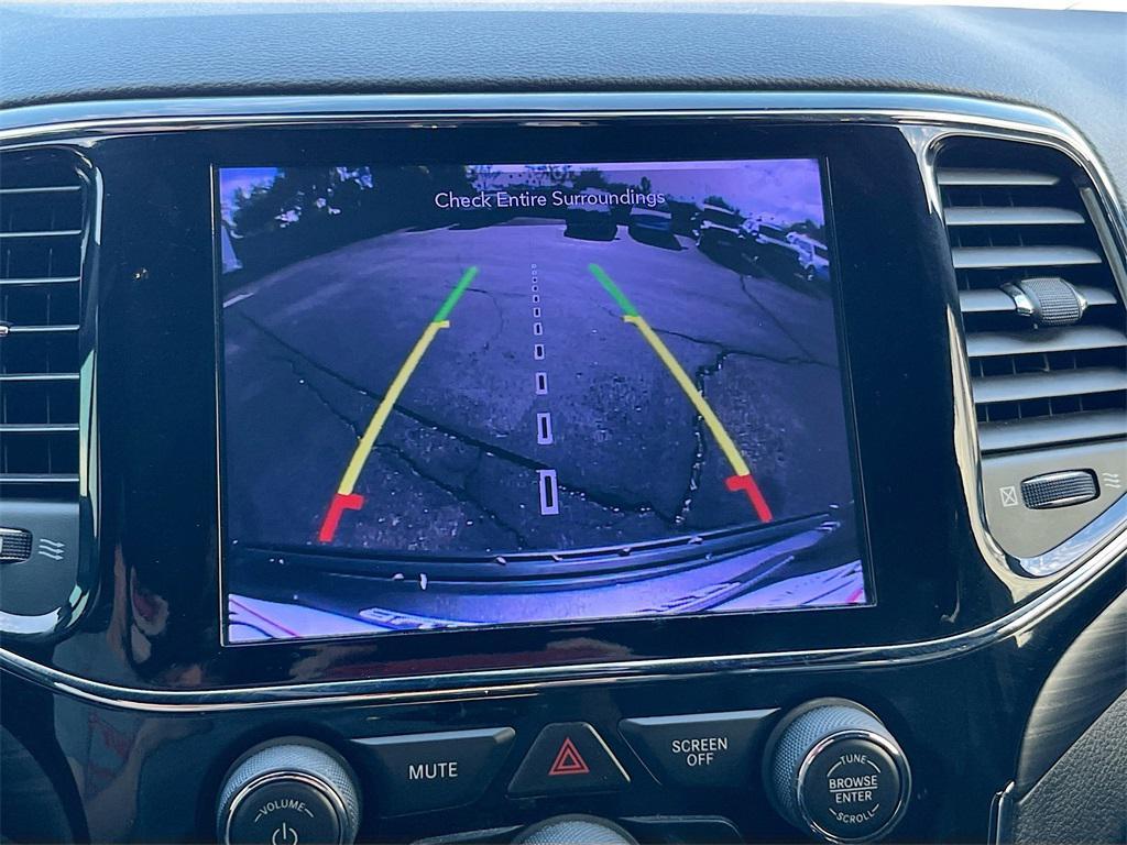 used 2020 Jeep Grand Cherokee car, priced at $17,700