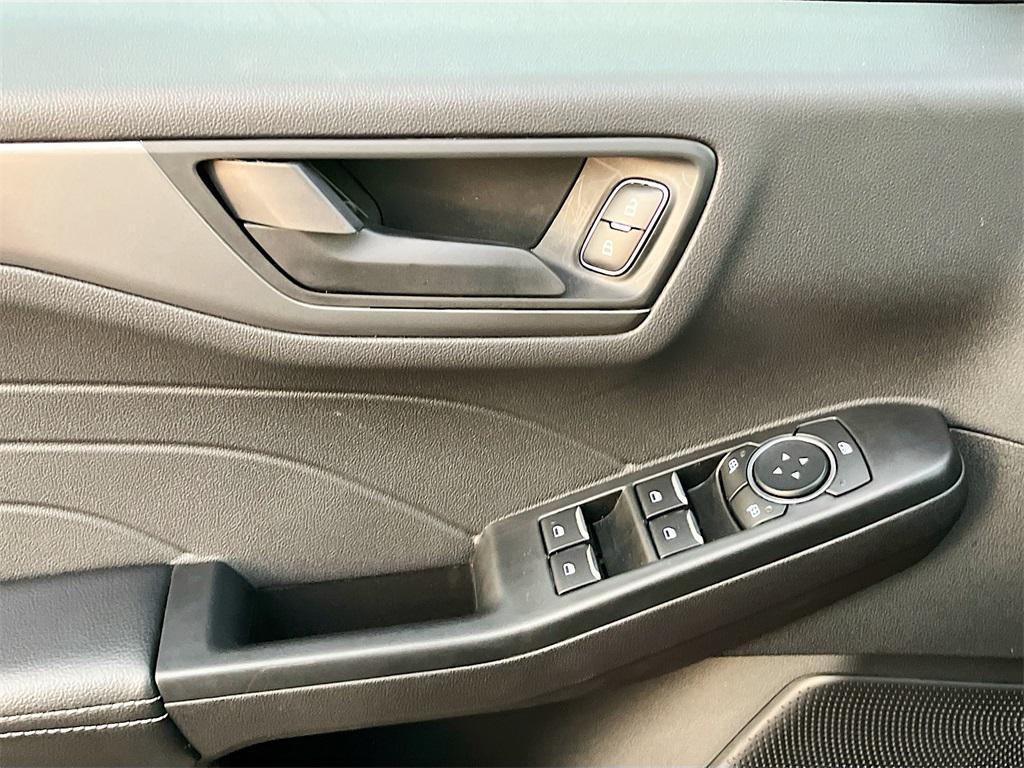 used 2025 Ford Escape car, priced at $21,400