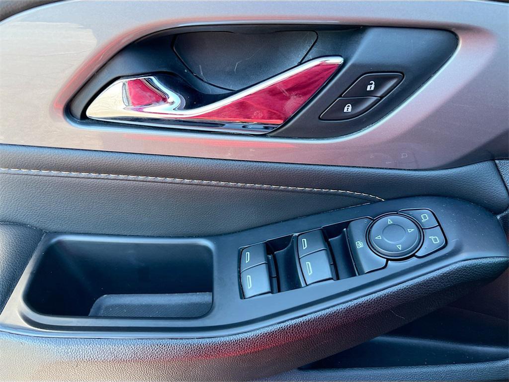 used 2021 Chevrolet Traverse car, priced at $20,600