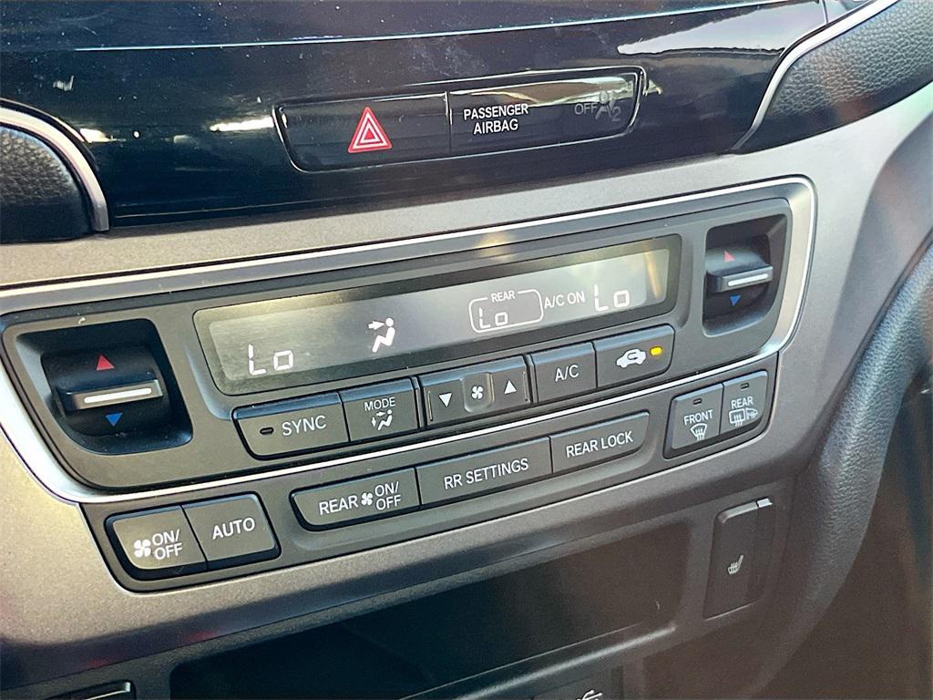 used 2021 Honda Pilot car, priced at $22,700