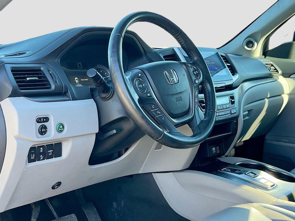 used 2020 Honda Ridgeline car, priced at $25,400