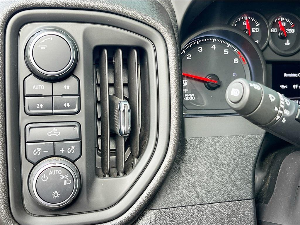 used 2024 Chevrolet Silverado 1500 car, priced at $38,400