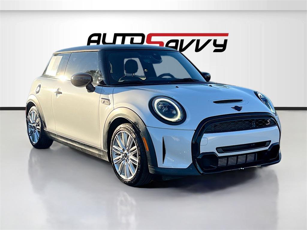 used 2024 MINI Hardtop car, priced at $21,100