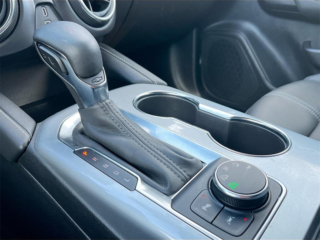 used 2025 Chevrolet Blazer car, priced at $30,400