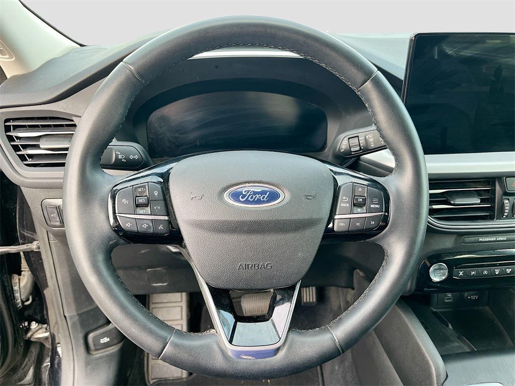 used 2023 Ford Escape car, priced at $21,400