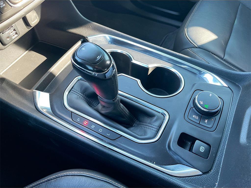 used 2020 Chevrolet Traverse car, priced at $20,000