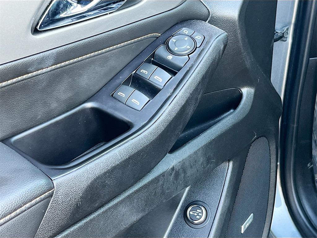 used 2020 Chevrolet Traverse car, priced at $20,000