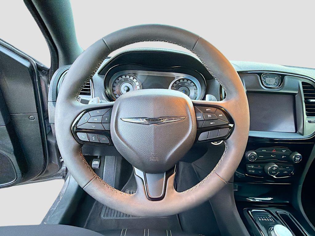used 2022 Chrysler 300 car, priced at $25,400
