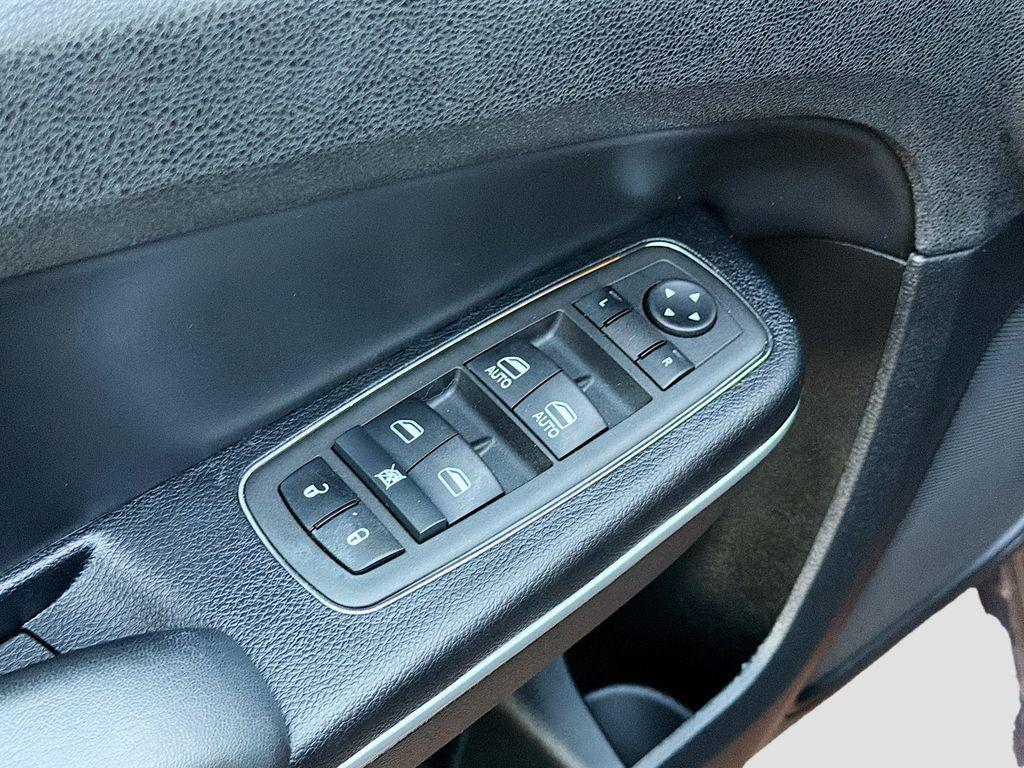 used 2022 Chrysler 300 car, priced at $25,400