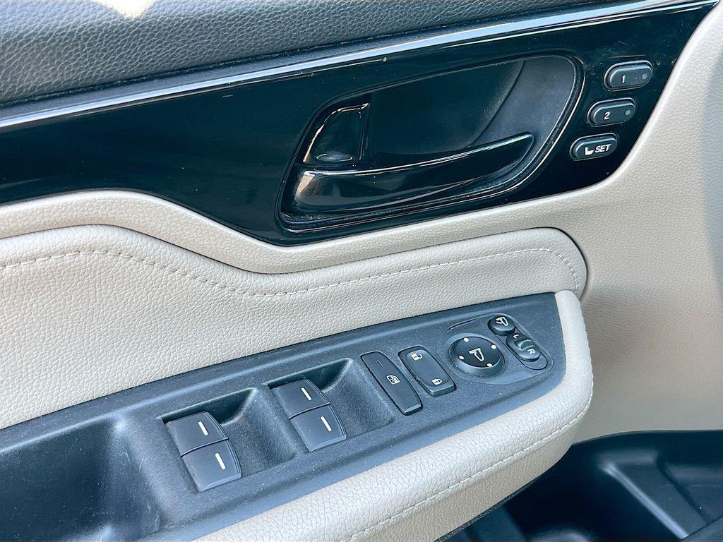 used 2018 Honda Odyssey car, priced at $21,900