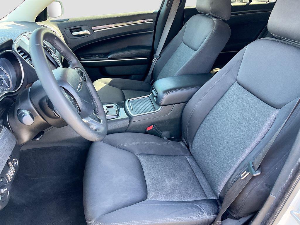 used 2022 Chrysler 300 car, priced at $18,900