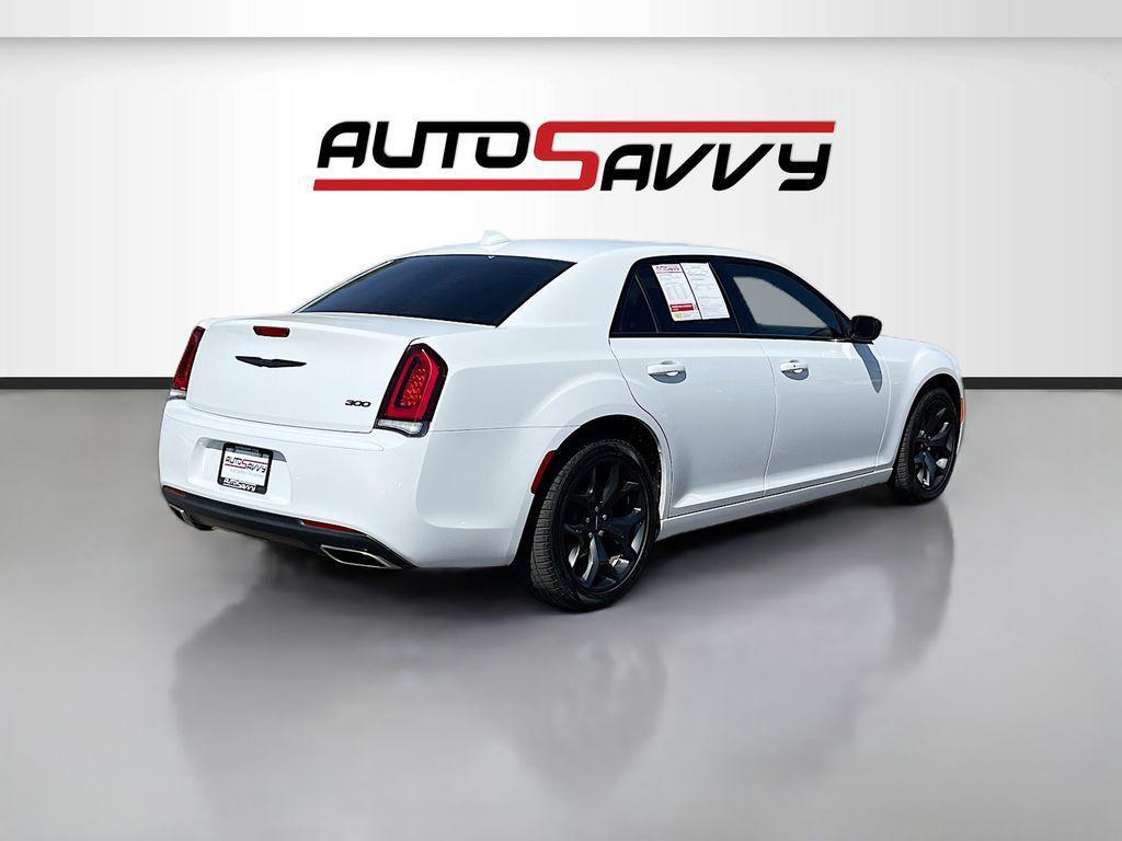 used 2022 Chrysler 300 car, priced at $18,900