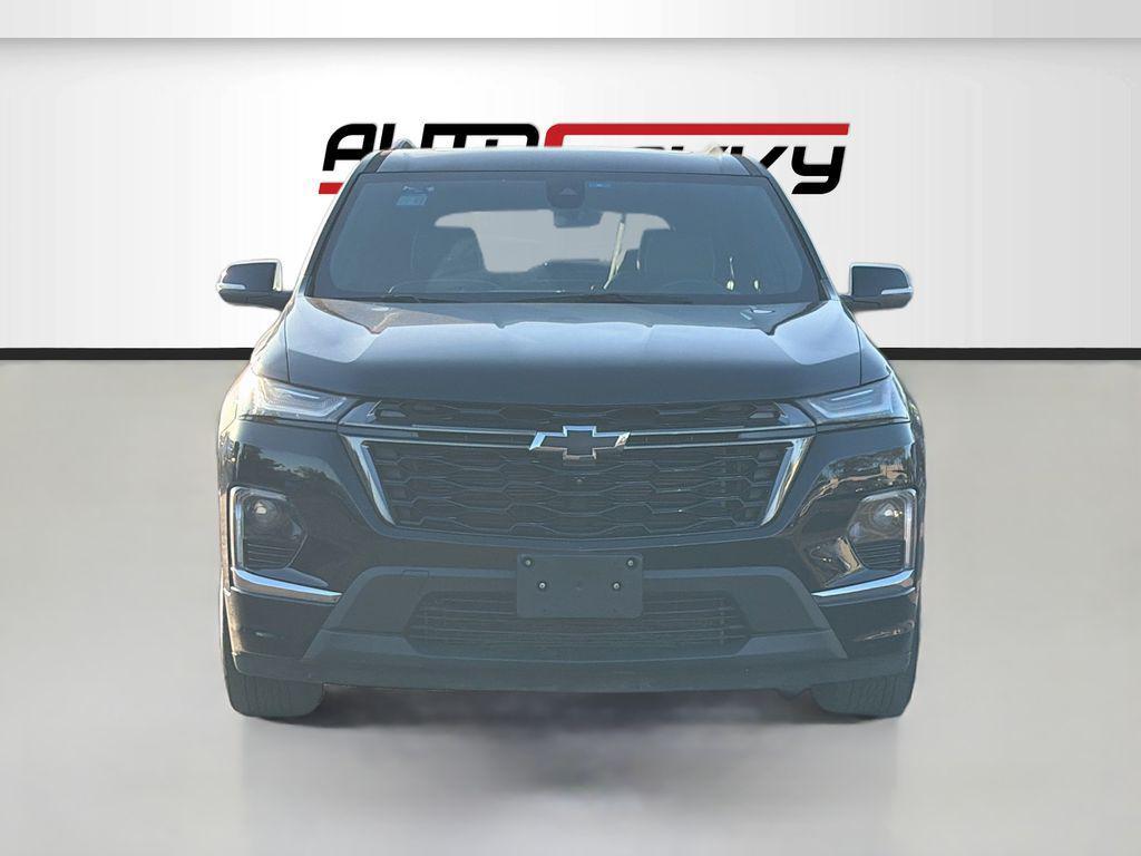 used 2023 Chevrolet Traverse car, priced at $29,400