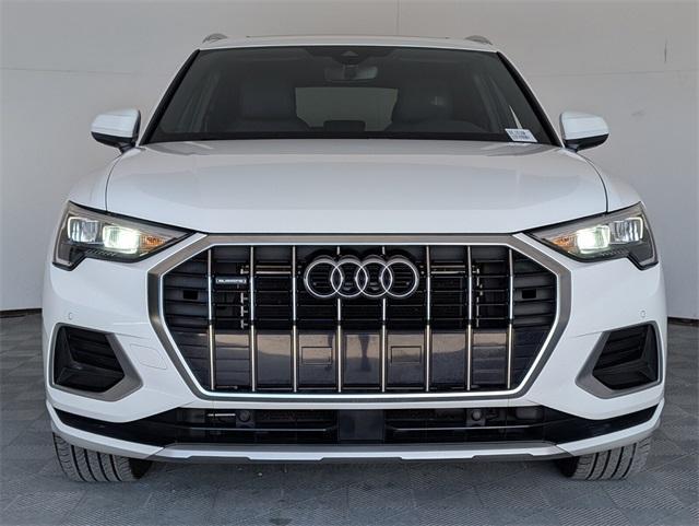 2021 Ibis White Audi Q3