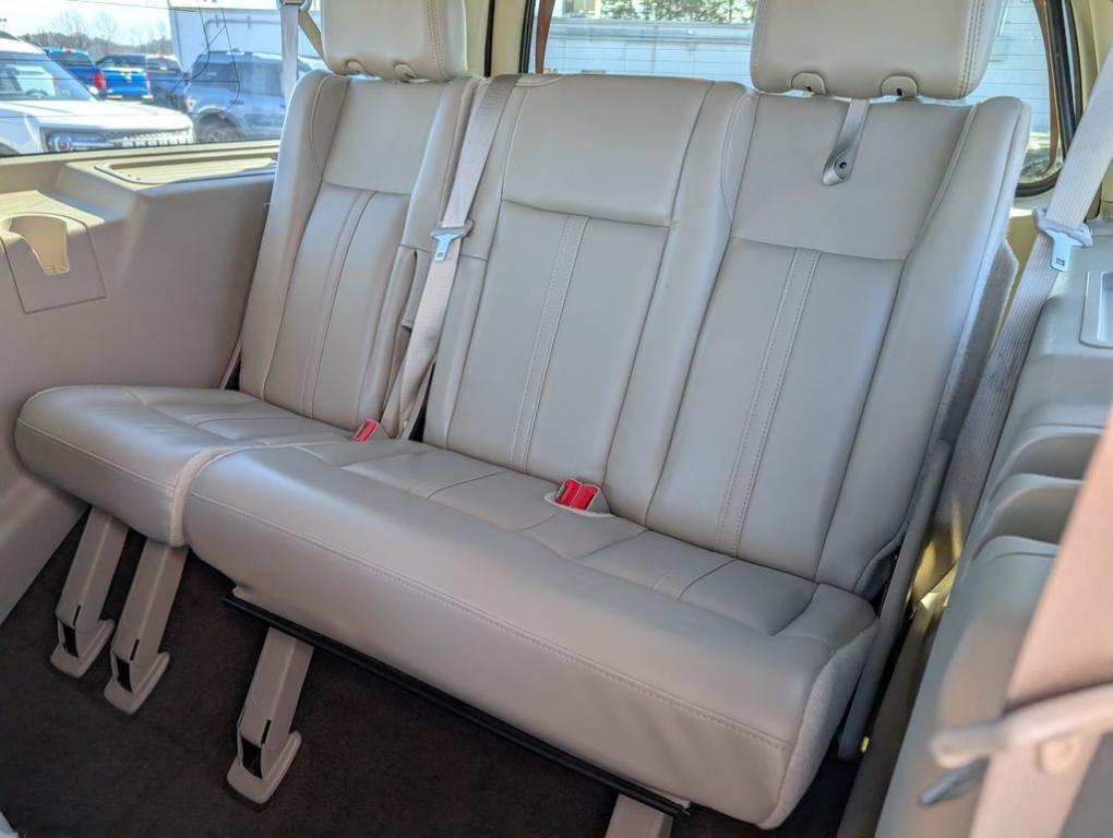 used 2015 Lincoln Navigator car, priced at $11,000