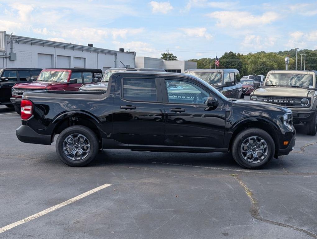 new 2025 Ford Maverick car, priced at $30,025