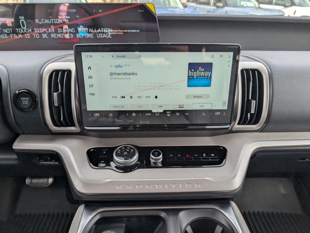 new 2025 Ford Expedition car, priced at $69,285