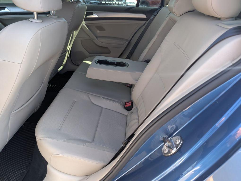 used 2015 Volkswagen Golf SportWagen car, priced at $12,000