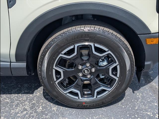 new 2025 Ford Bronco Sport car, priced at $31,875