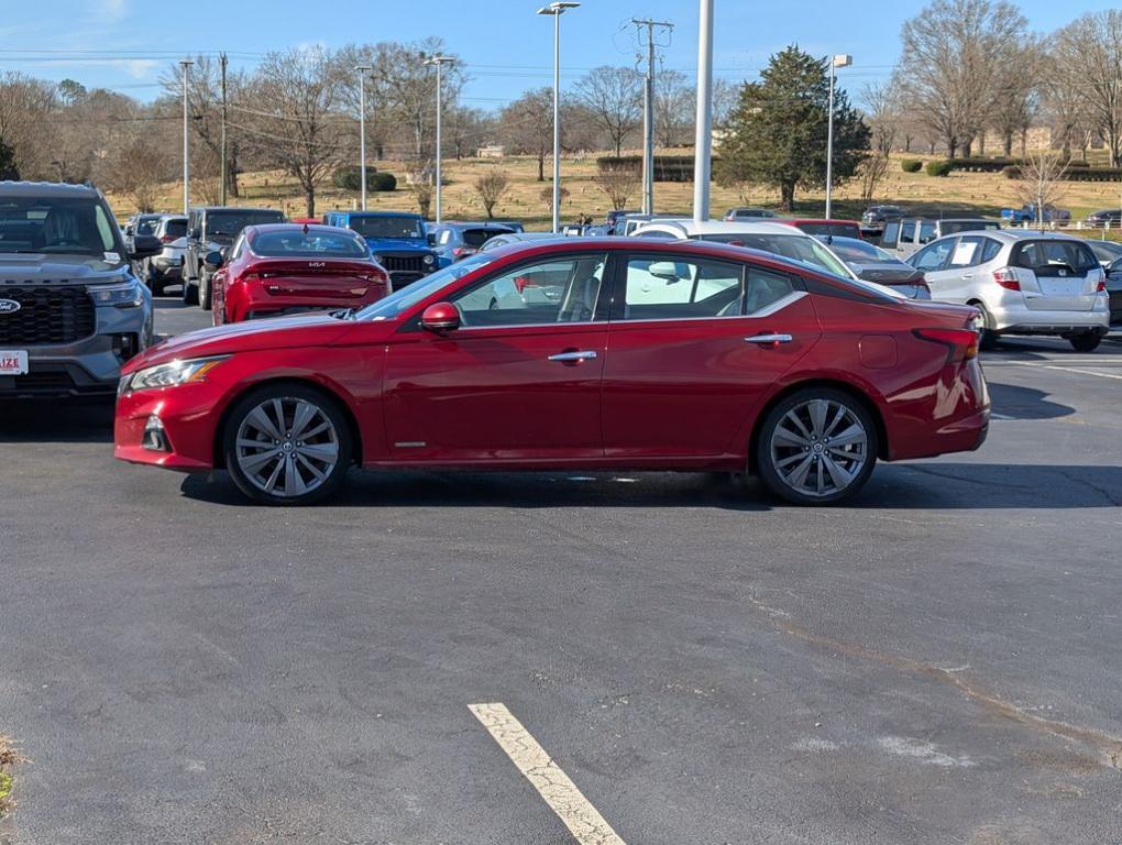 used 2019 Nissan Altima car, priced at $15,700