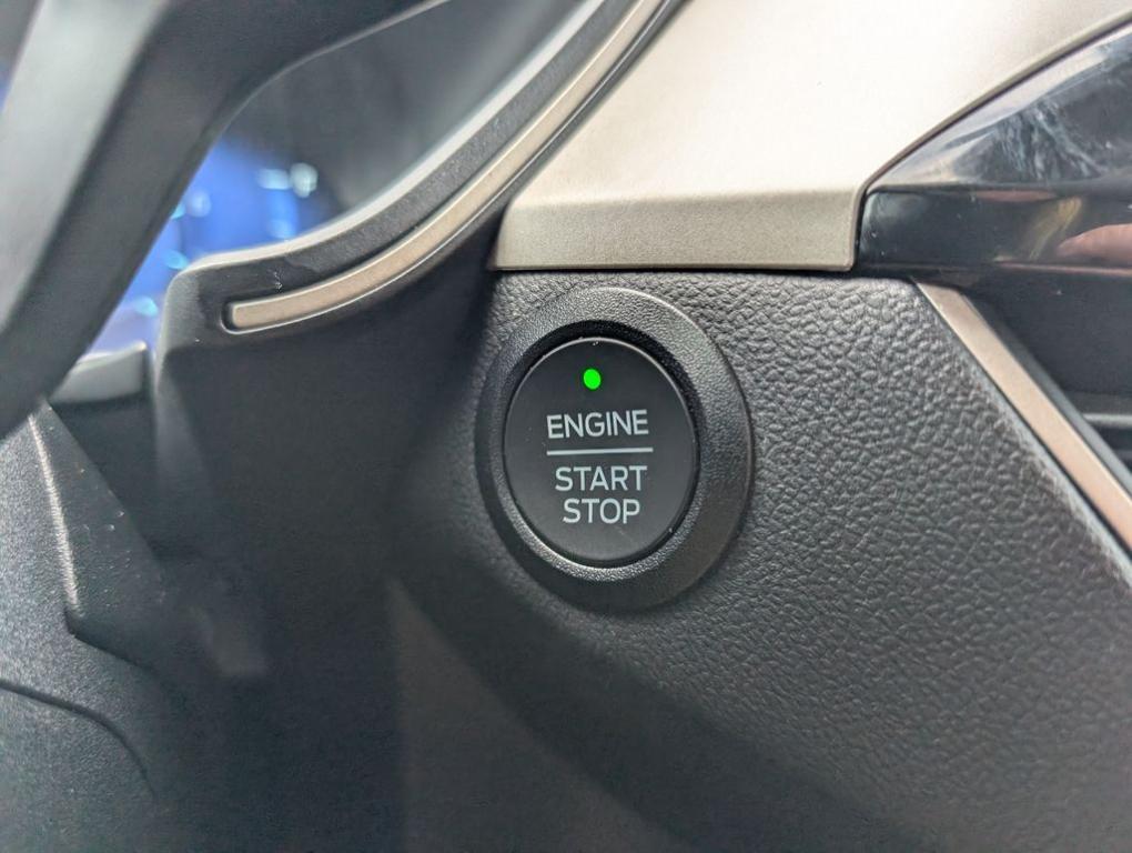 used 2022 Ford Escape car, priced at $20,000