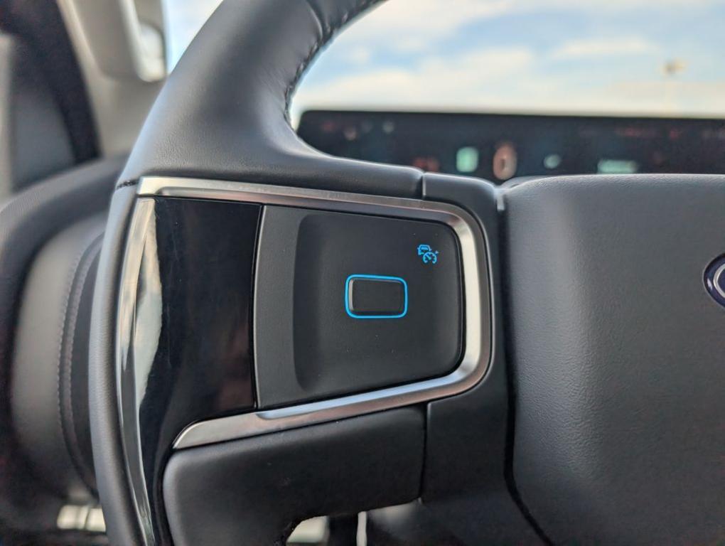 new 2025 Ford Expedition car, priced at $78,755