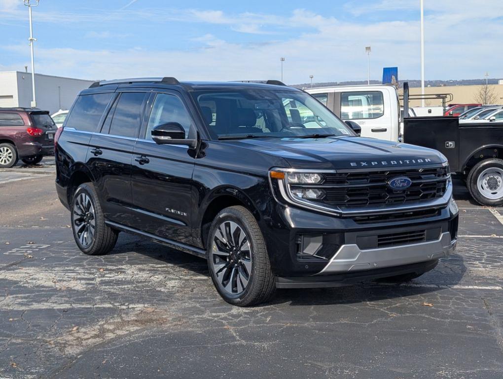 new 2025 Ford Expedition car, priced at $78,755