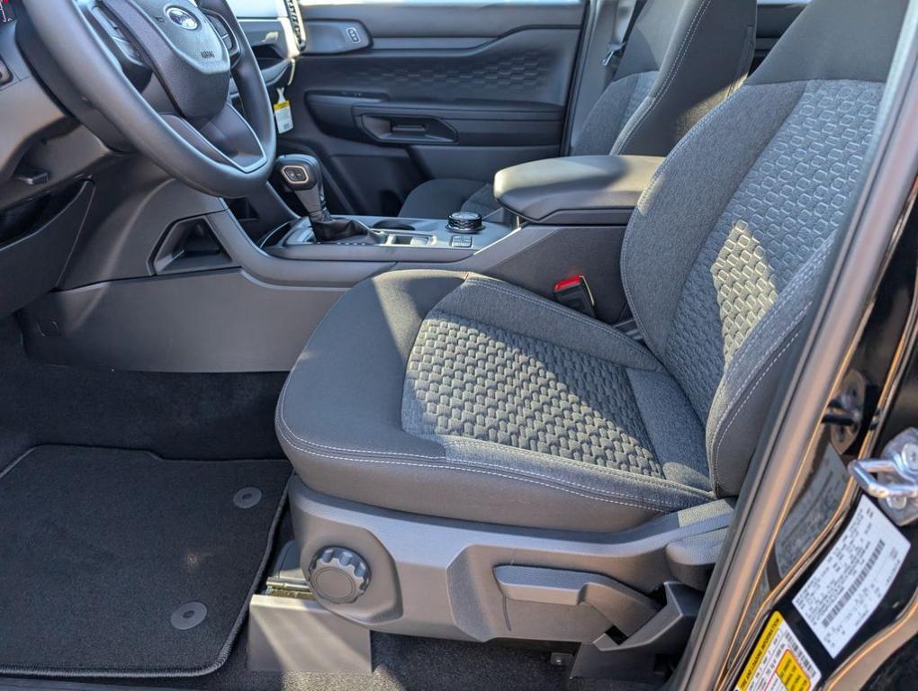 new 2025 Ford Ranger car, priced at $33,700