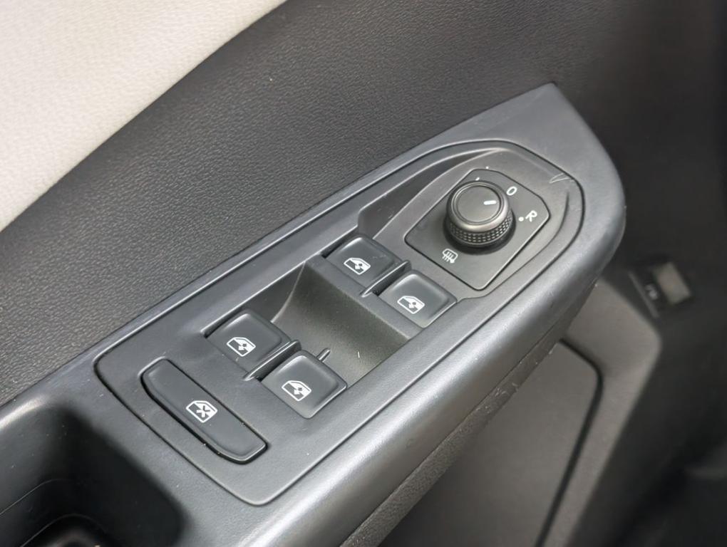 used 2022 Volkswagen Taos car, priced at $16,047