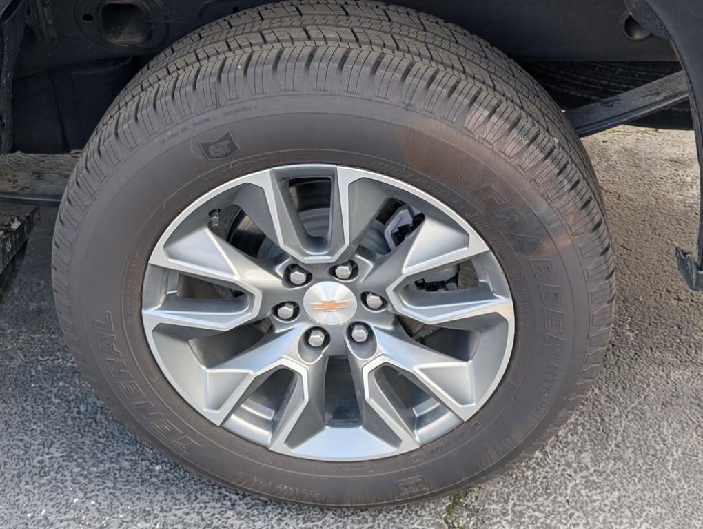 used 2025 Chevrolet Silverado 1500 car, priced at $39,395