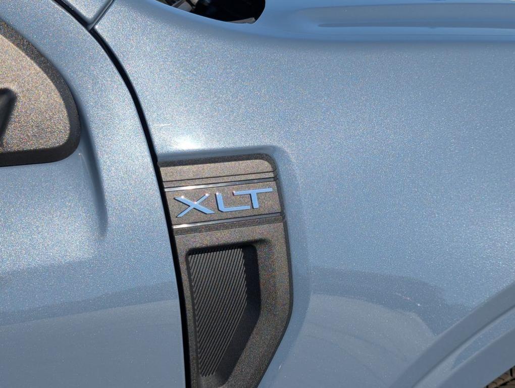 new 2025 Ford Maverick car, priced at $30,520