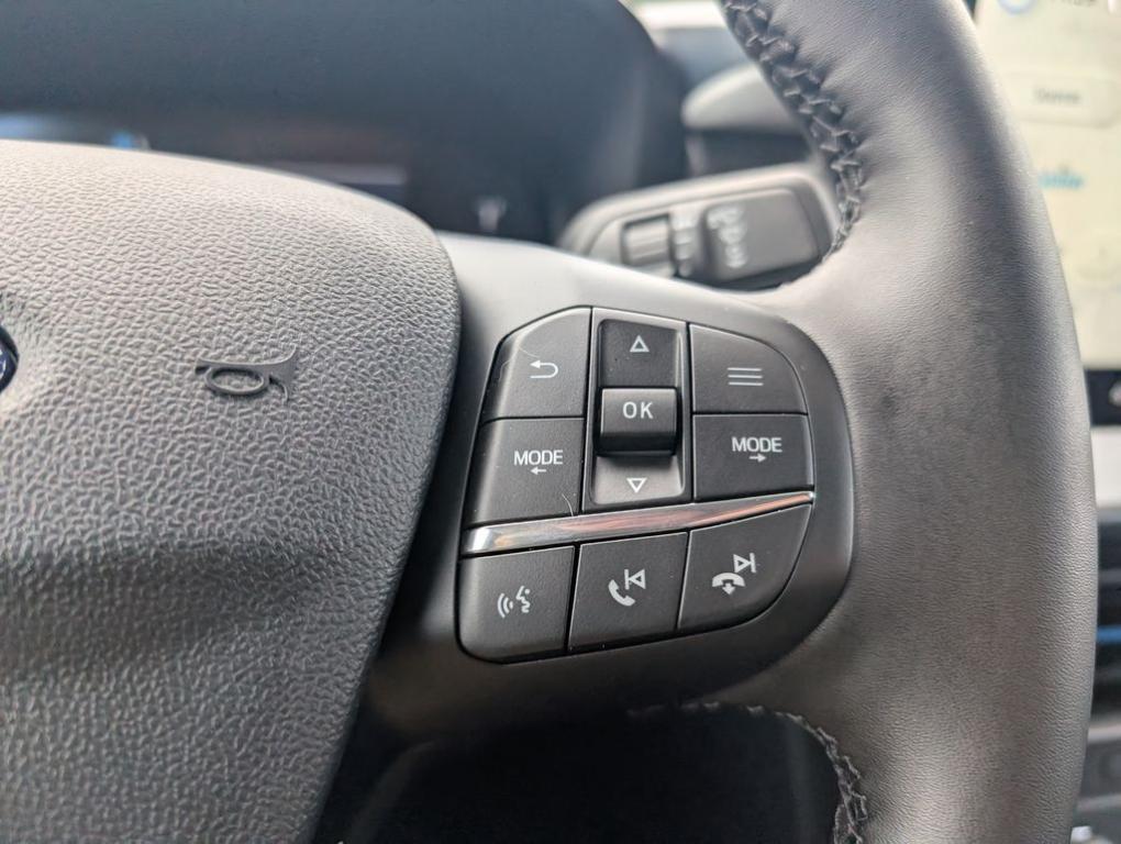 new 2025 Ford Maverick car, priced at $30,025