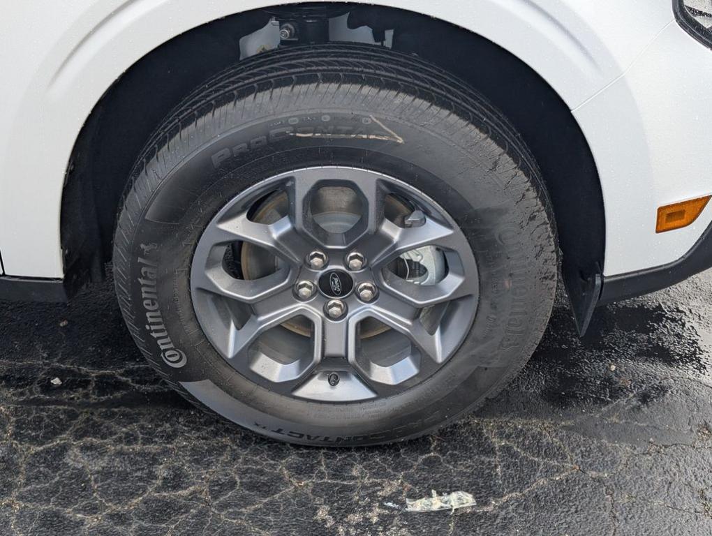 new 2025 Ford Maverick car, priced at $30,025