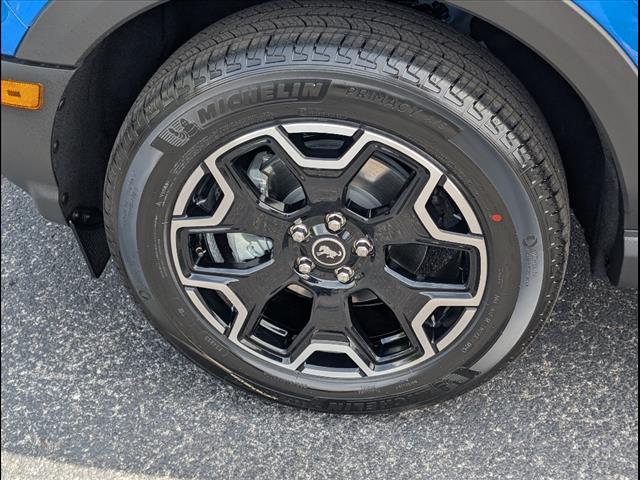 new 2025 Ford Bronco Sport car, priced at $31,000