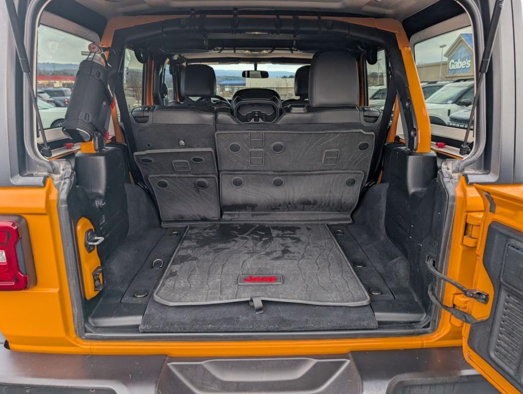 used 2021 Jeep Wrangler Unlimited car, priced at $29,000
