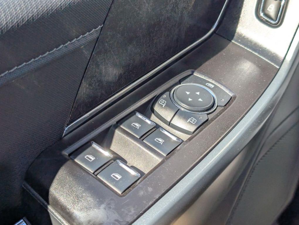 used 2023 Ford F-150 car, priced at $39,262