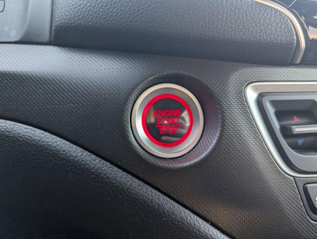 used 2025 Honda Ridgeline car, priced at $37,459