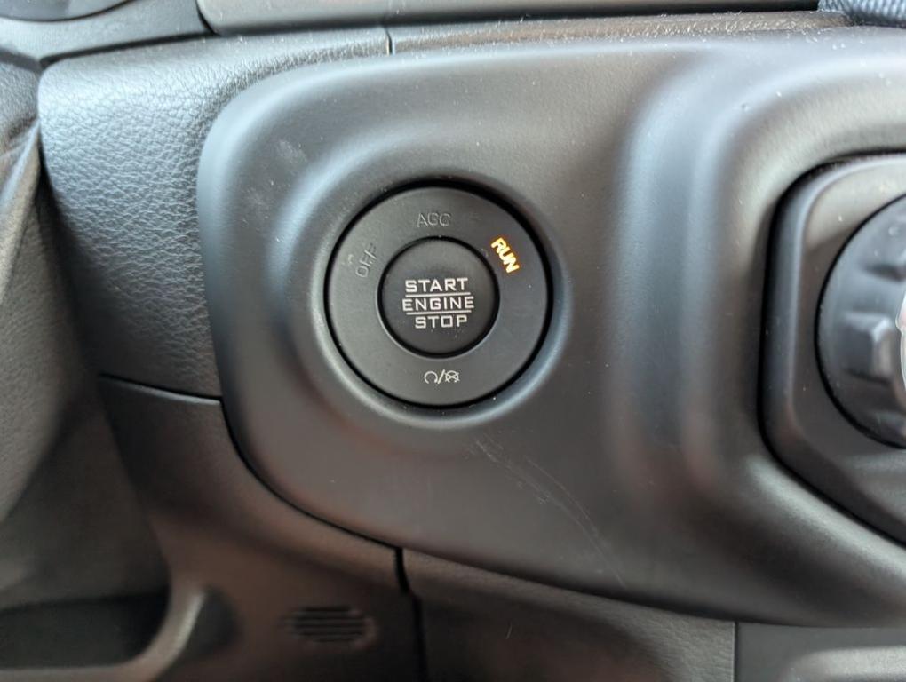 used 2021 Jeep Wrangler Unlimited car, priced at $28,000