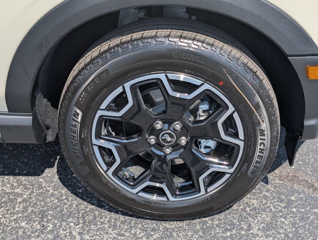 new 2025 Ford Bronco Sport car, priced at $32,380