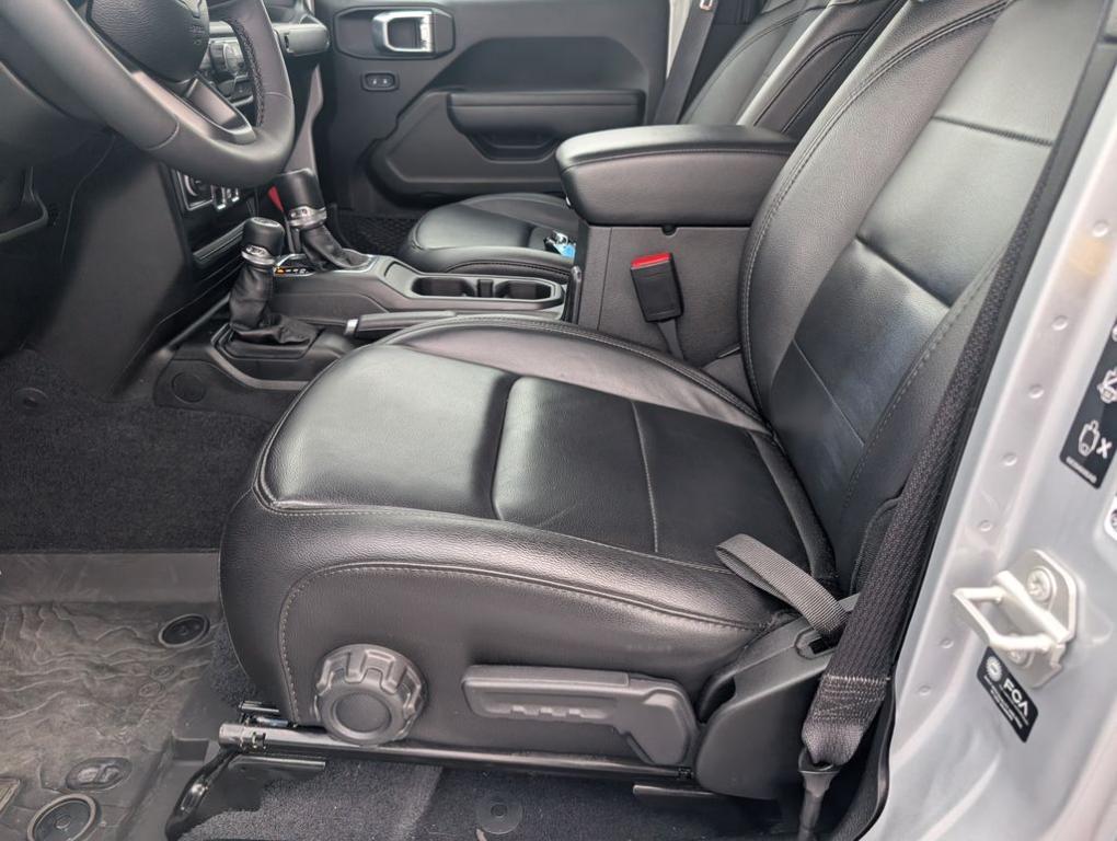 used 2023 Jeep Gladiator car, priced at $37,985