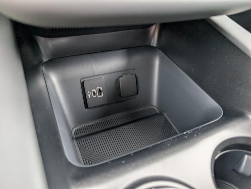 new 2026 Ford Explorer car, priced at $33,280