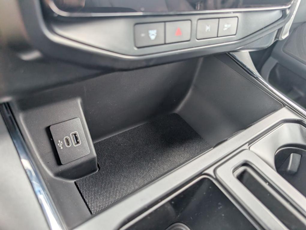 new 2025 Ford F-150 Lightning car, priced at $64,601