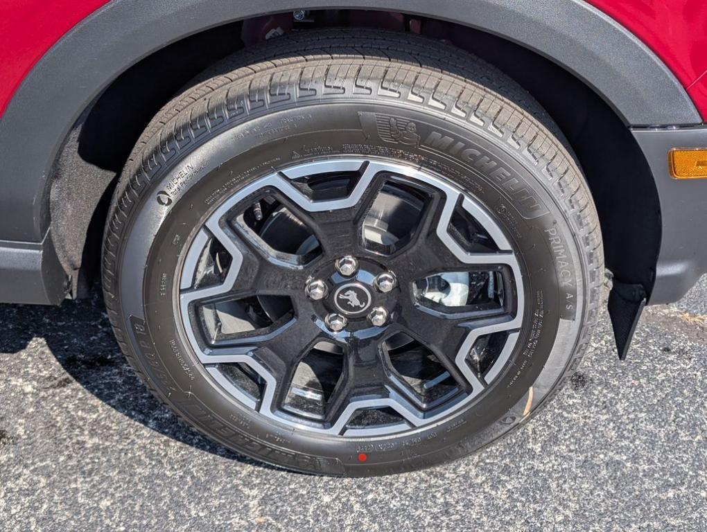 new 2025 Ford Bronco Sport car, priced at $31,980