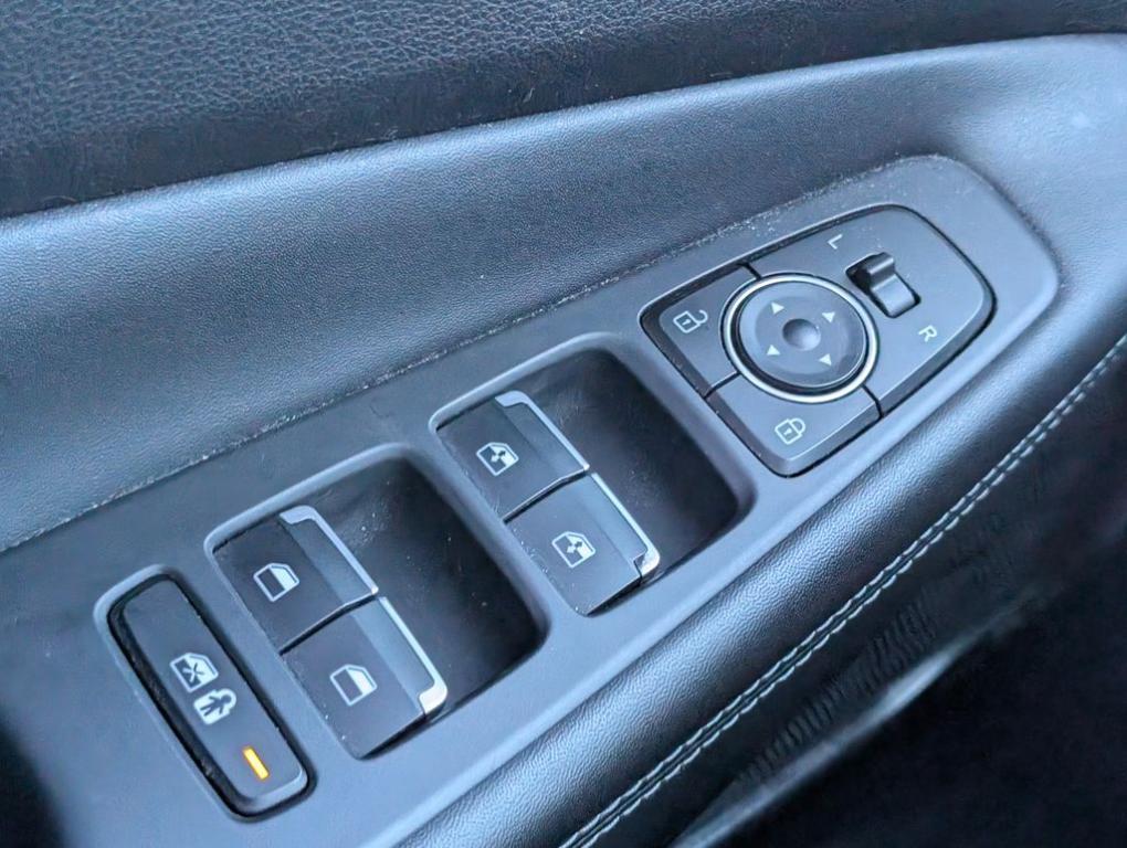 used 2023 Hyundai SANTA FE HEV car, priced at $18,076