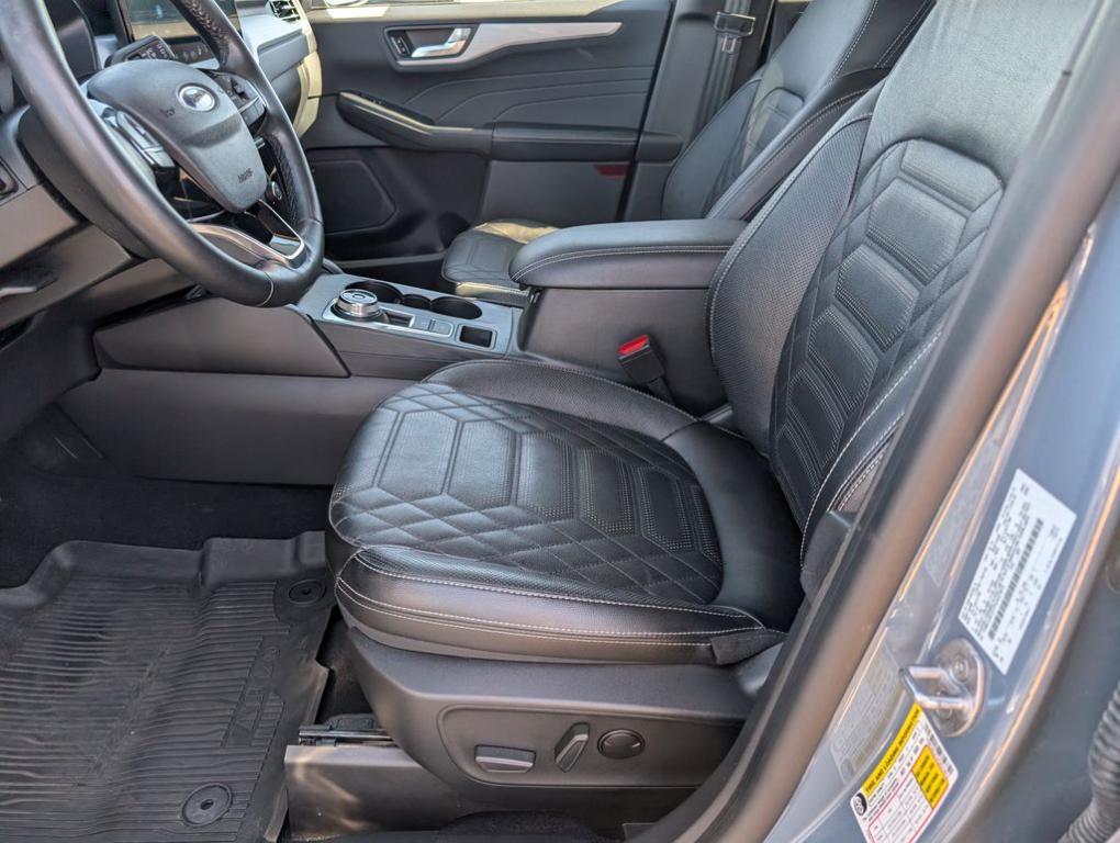 used 2023 Ford Escape car, priced at $26,417